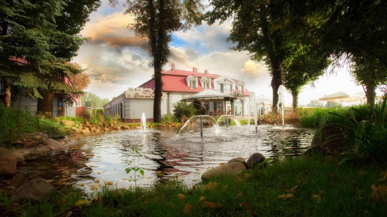 Dom Nad Rzeka Hotell Skwierzyna Exteriör bild