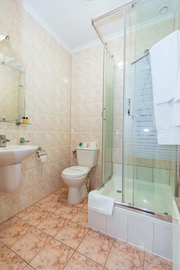 Dom Nad Rzeka Hotell Skwierzyna Exteriör bild